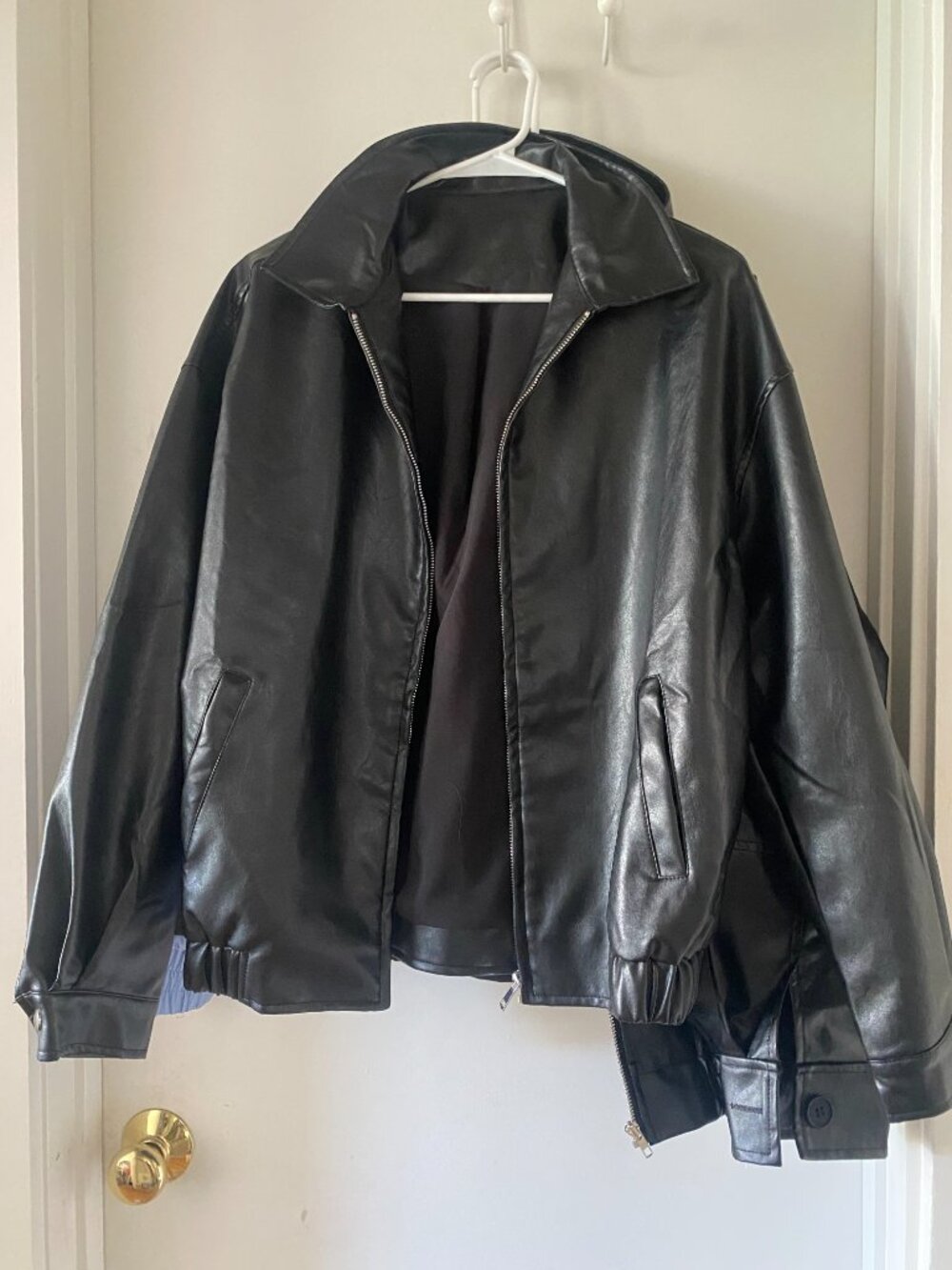 All clothes - Picture 9 of 16